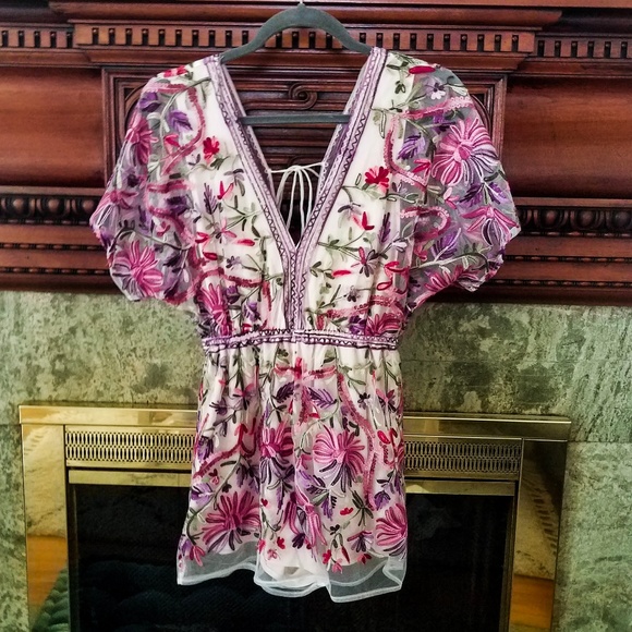 NEW! Floral Embroidered Romper - Picture 1 of 4